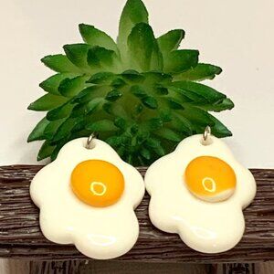 Egg Earring, Cooking Earring, Chef Earring, Funny Food Earring, Gift Idea